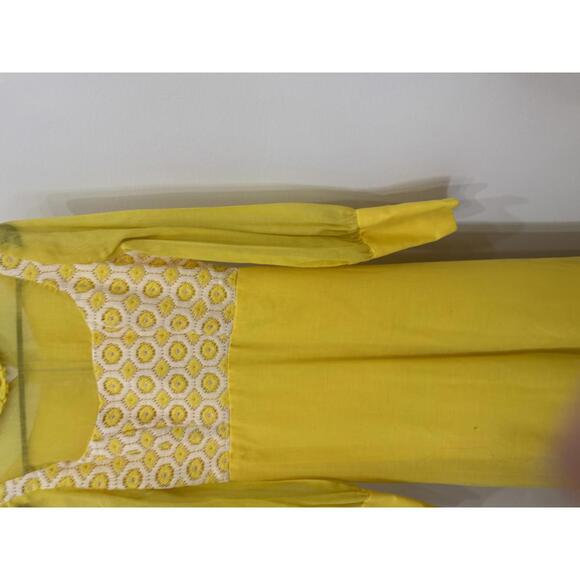 60s 70s Vintage Yellow Long Sleeve Sheer Dress with Crochet Detail - Picture 7 of 9